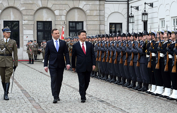 Xi arrives in Poland for state visit