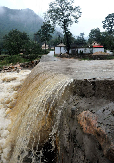 Rain-triggered flood in Henan counties