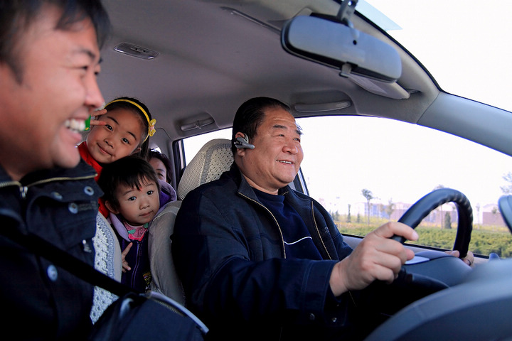 Capturing how cars changing China