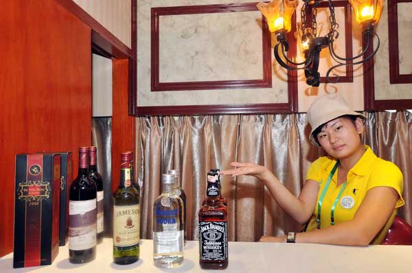 Antique train turns into chic motel