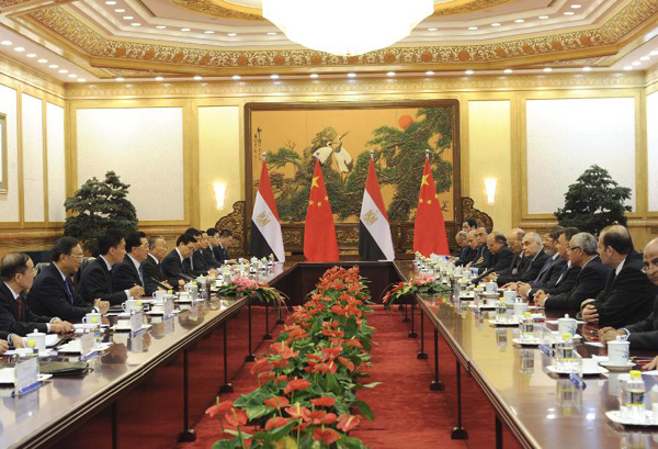 Chinese, Egyptian presidents hold talks on ties