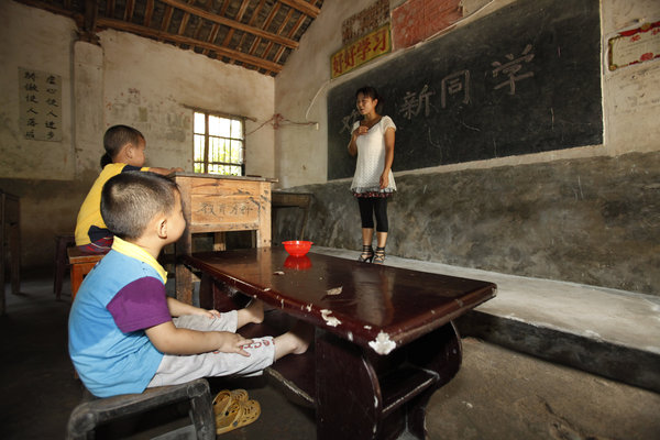 Toddlers told to bring own school desk