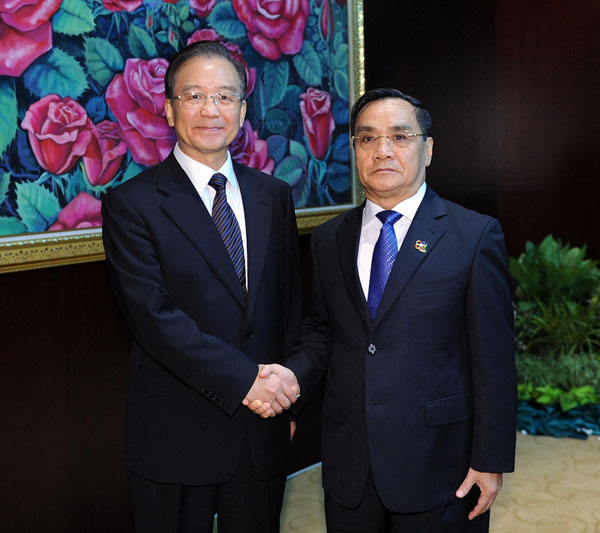 China, Laos pledge to enhance strategic partnership