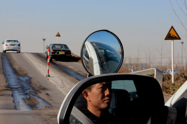 The newly revised driver's license tests, which took effect on Jan 1, added new subjects to the written knowledge test and increased difficulty levels in the driving skills test. Pass rate drops after new driving test