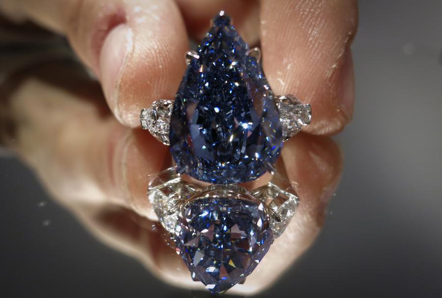 Christie's to auction dazzling diamonds