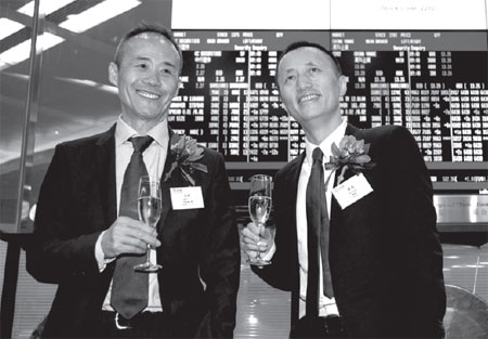 Vanke plans stake sale for overseas push