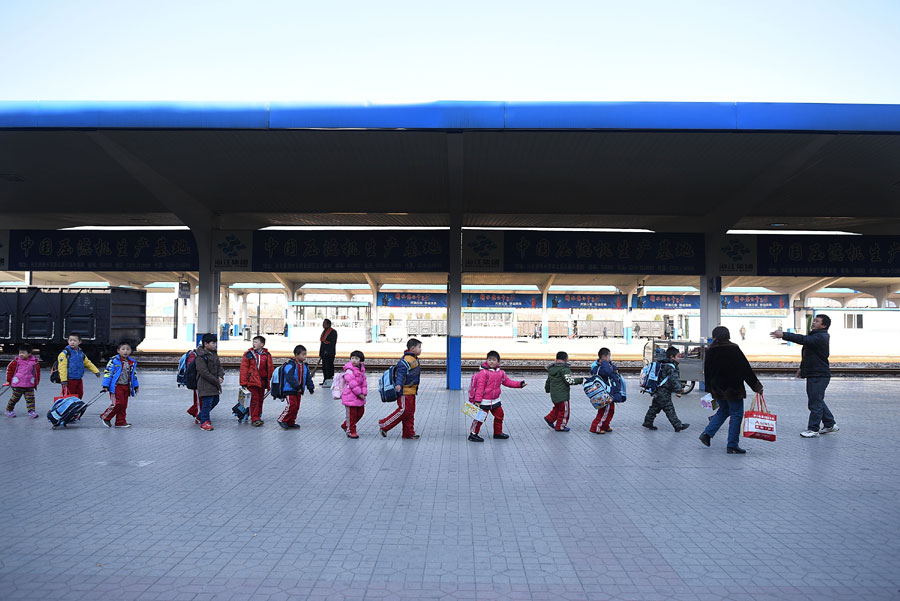 Moving journey of migrant workers’ children to school