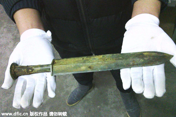 2,000-year-old sword found in Henan