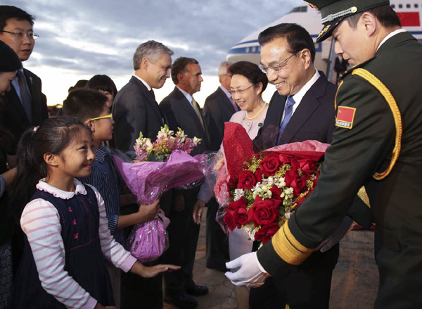 Premier Li arrives in Brazil to start official visit
