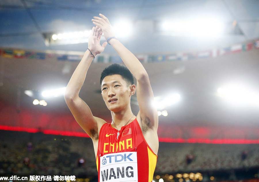Chinese long jumpers leap to history