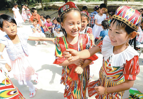 Free kindergartens offer vital lessons in ethnic unity