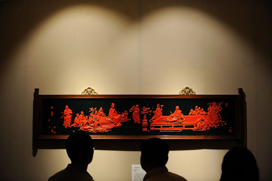 Beijing Taimiao Temple stages superb crafts show