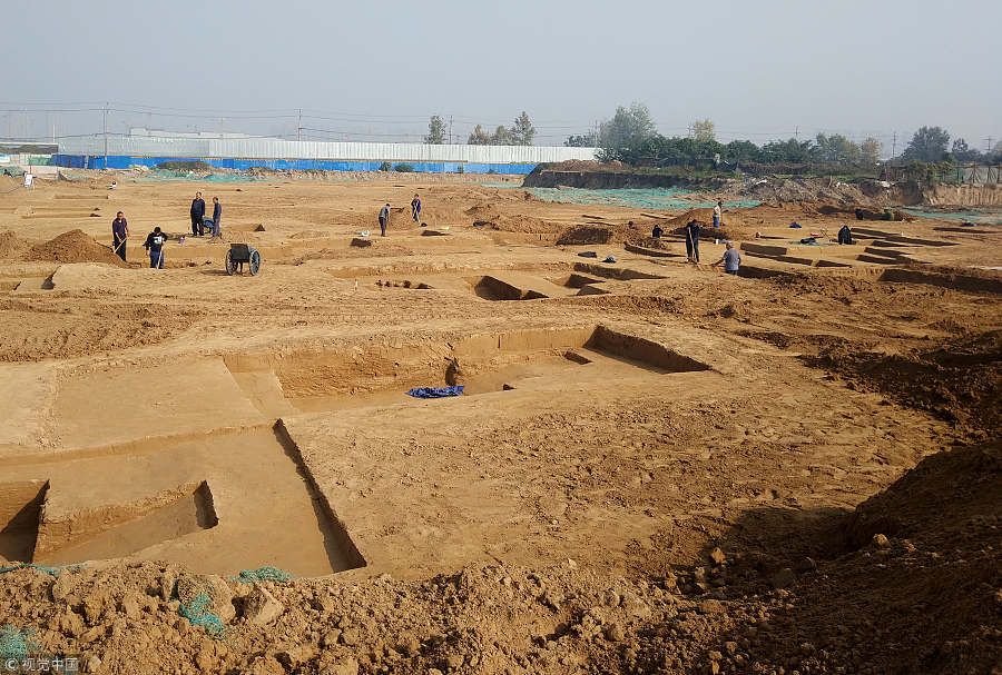 A complex of 73 ancient tombs discovered in Zhengzhou