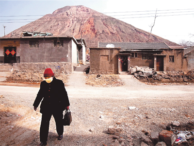 Tough times for towns where mines run dry