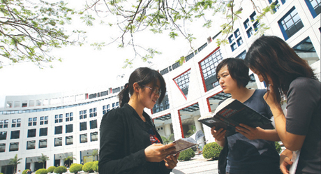 Mainland pupils making the grade in Hong Kong