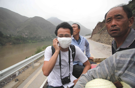 'Relatives hold on in search for missing'