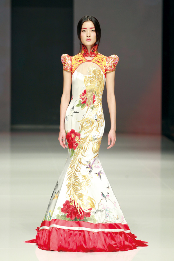 Nothing says 'wow' like a made-to-measure qipao