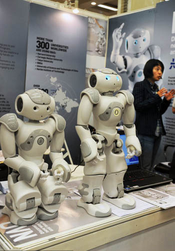 Robot fever hits Shanghai