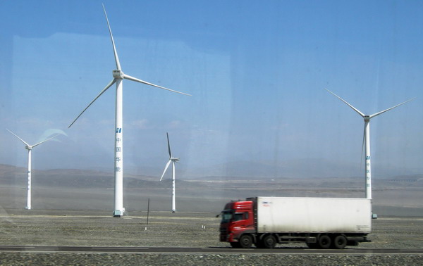 SOEs dominate China's wind power projects