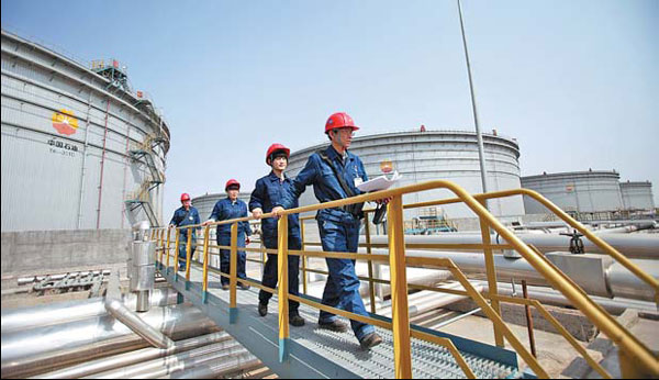 Oil deals strengthen China's energy supplies