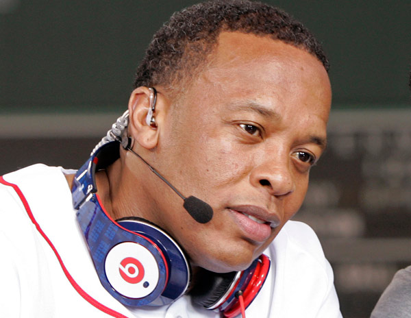 Apple to buy Beats for about $3b