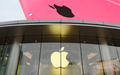 Apple teams up with UnionPay