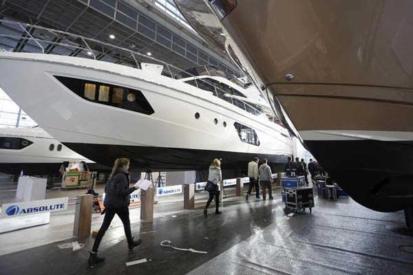 Vancouver Boat Show attracts wealthy Chinese buyers