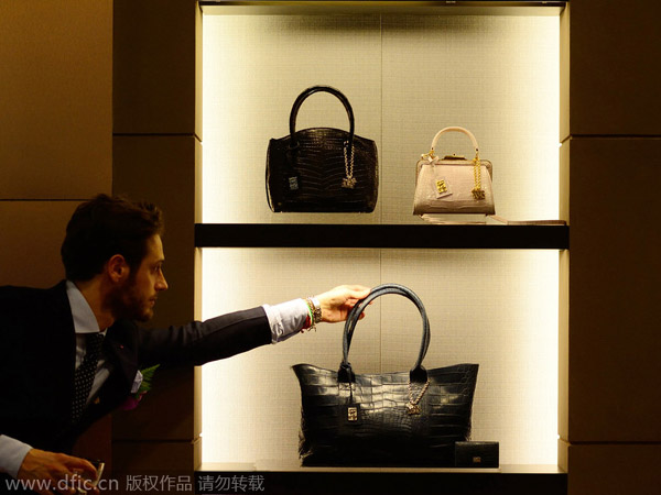 Chinese consumers buy more luxuries overseas