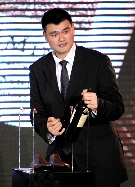 Funds pour in as Yao Ming turns to crowdfunding for winery