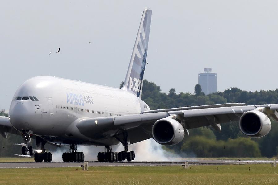 Paris Air Show: From Bombardier's new C Series to China Airlines