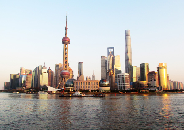 Shanghai's wealthy pay 15% of Chinese life insurance premiums