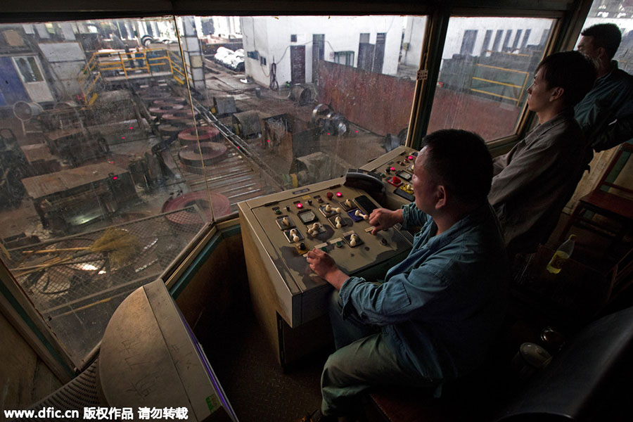 Hangzhou shuts steel plant to improve air quality