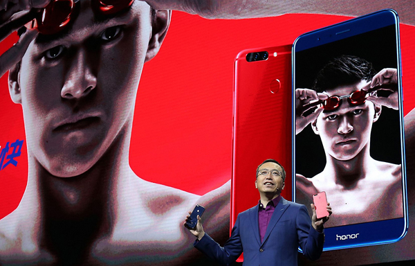 Huawei unveils V9 aimed at game lovers
