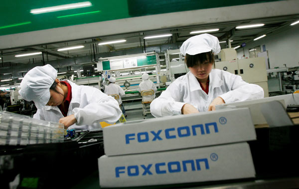 Foxconn to build LCD plant in US