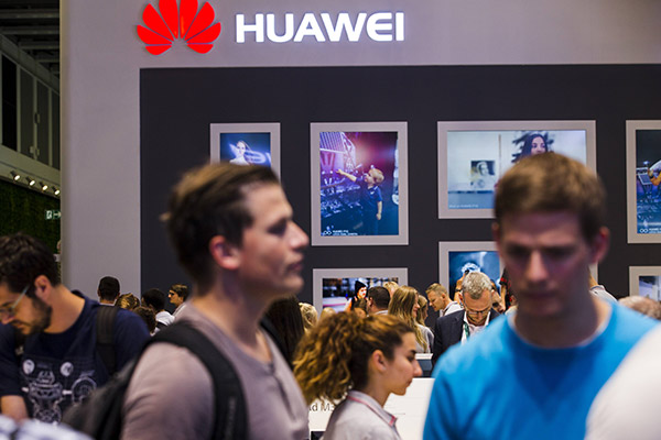 Huawei hopes for edge over Apple Inc