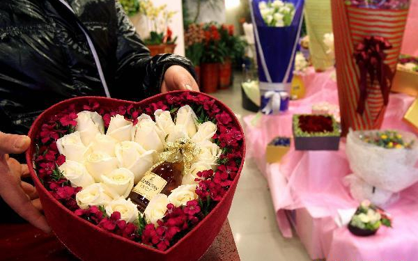 Flowers of love blossom ahead of Valentine's Day