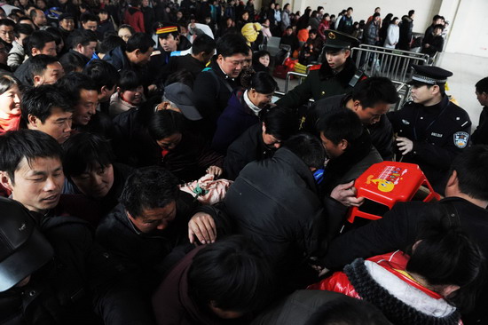 Back again, mass migration tests China's rails