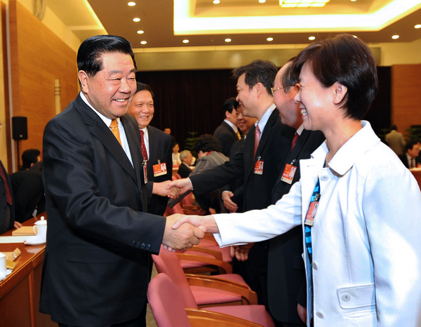 Chinese leaders deliberate gov't work report