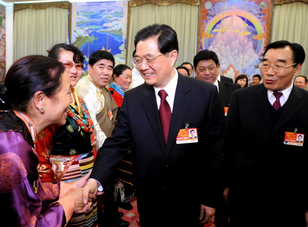 Hu underlines stability and reform in Tibet