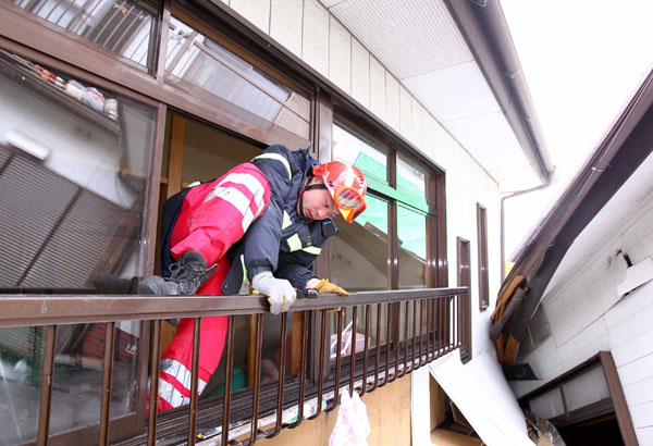 Chinese rescue team continues work in Japan