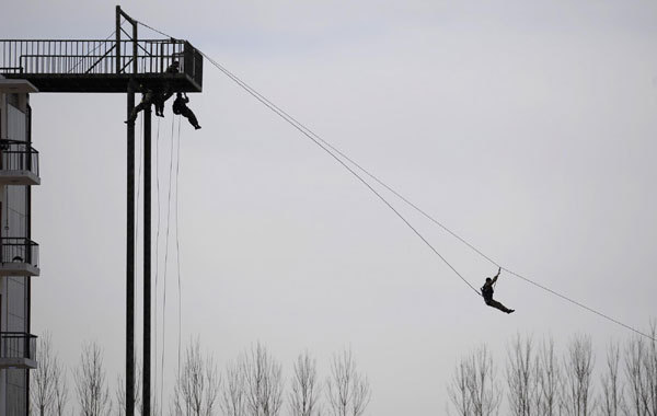 Anti-terror drill staged in NW China