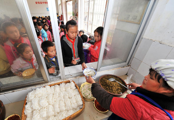 Free lunch for hungry students in S China