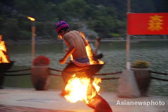 Chinese on fire to declare Guinness records