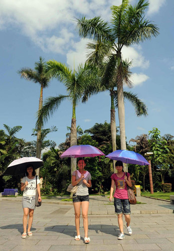 Heat wave sweeps through southern China