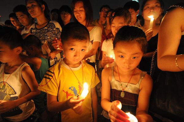 Wenzhou in mourning for train victims