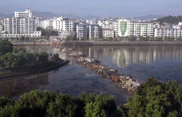 Yichun bridge blown up