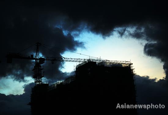 Typhoon Nanmadol approaches East China