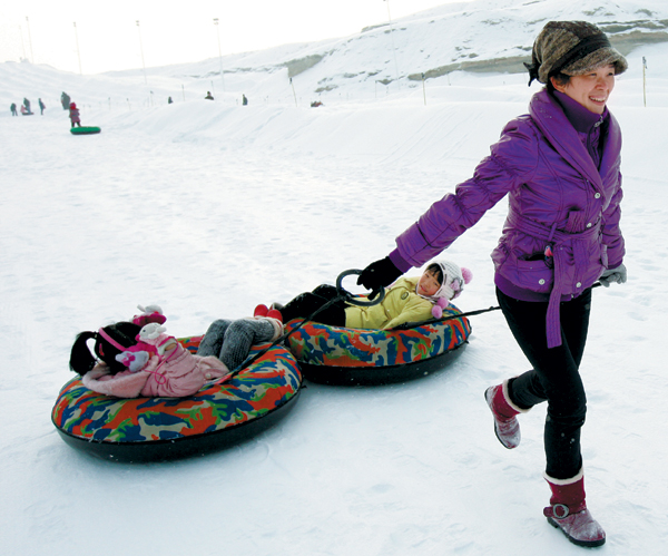 Winter invigorates trips to snow festivals