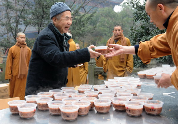 Laba Festival celebrated across China