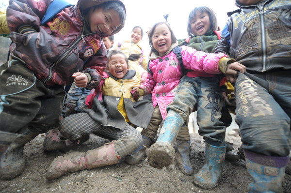 Muddy road to school